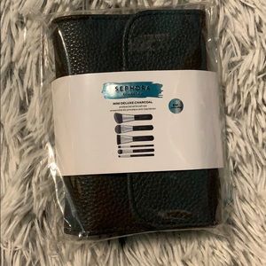 Brand new never opened mini makeup brush set